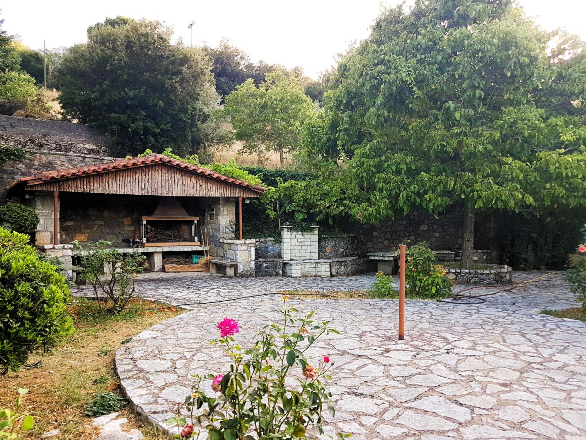 Το Αλώνι Apartment Vlacherna Bagian luar foto