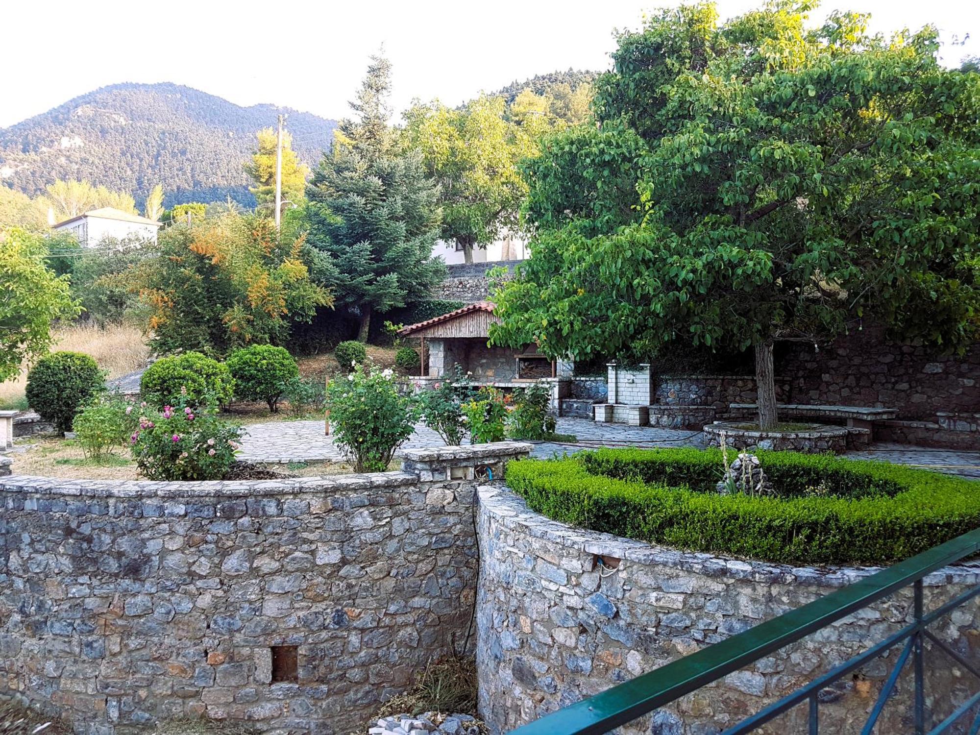 Το Αλώνι Apartment Vlacherna Bagian luar foto